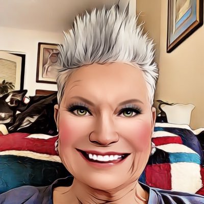 #VACCINATED 💜Jesus, Family, Friends, All Animals, Resister, NO DMs I BLOCK. VOTE BLUE IN 2024, BORN DEMOCRAT, PRO DEMOCRACY, 💜 USA & CONSTITUTION..!
