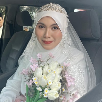 semoga Sarah Ishak berjaya dunia akhirat amin🤲