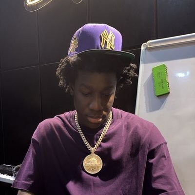 KJunoir52229's profile picture. Kelvin Roy is my name am 31 years of age