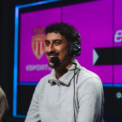 Professional FIFA Player. Vice World Champion Xbox. French Champion 2018. Contact Business : rafsoupro@aol.com🇩🇿🇫🇷