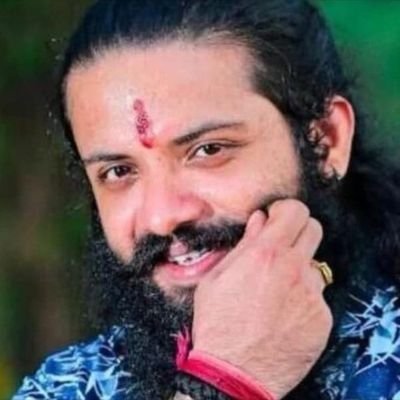 श्रीबागेश्वर धाम अपने भक्तों पर कृपा बनाके रखे🚩
हिंदू अगर अब नहीं जागा तो उसका भविष्य मुगलों के वंशजों के हाथ में होगा।