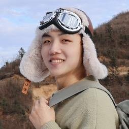 FroesseMsr19631's profile picture. 