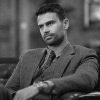 Theo James (@theoojames_) 's Twitter Profile