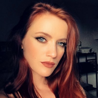 🇫🇷 French model and actress 🔞 Nude/Erotic/Porn