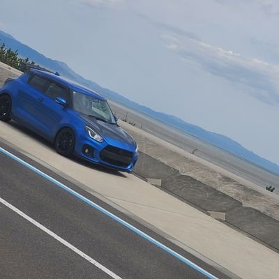 (元秋田)岩手で青いZc33s(6AT)乗ってます
2023.10.14納車
CTもやってます
岩手のカーミーティングとかにひょこっと居たりします|ω・)
スイフト乗りの方無言フォロー失礼しますm(*_ _)m
26歳です💦
カメラ:NikonD750、Z50(+ジンバル) 元N.S.