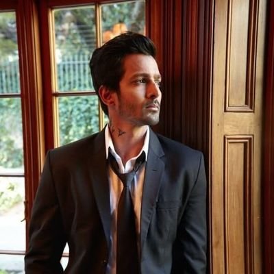 DineshWadiya's profile picture. 