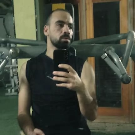 ألّا يخونني الطريق الذي سأدفع فيهِ جزء من عمري.