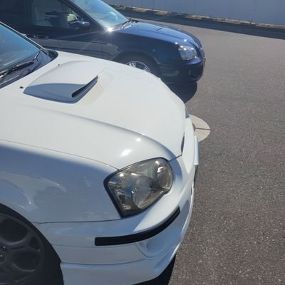 インプレッサスポーツワゴンWRX(GGA-E)とインプレッサスポーツワゴン1.5i-S(GG2-E)に乗ってます。
プレオバン(RV1)は降りました
GGA 2021/8/31~
GG2 2024/12/8~
RV1 2023/12/24~2024/12/8
無言フォロー失礼します。
