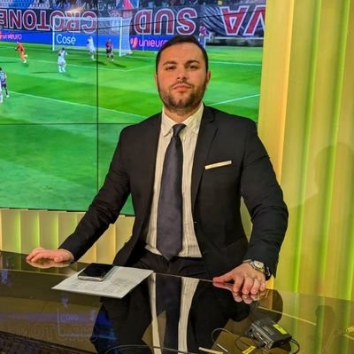 In 📺: GS Channel, Esperia TV 📲
Sul 💻 Direttore @CalciomercatoRP, @calabresecalcio
Firma 🖱️Il Quotidiano del Sud