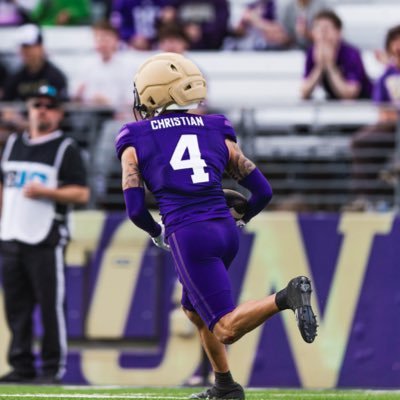 DB @UW_Football Faith, Family, Football #JUCOALLAMERICAN Business Inquiries- @Agent__og Proud partner of Mountlake Futures