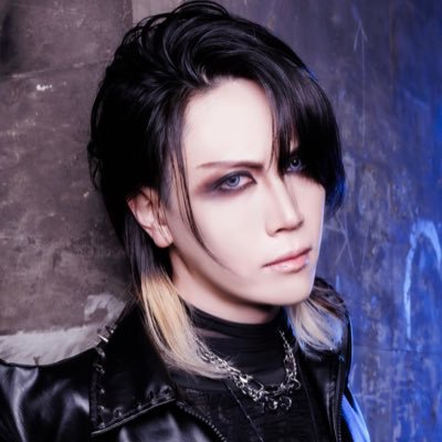 【冬バーゲン★特別送料無料！】 XANVALA 70. (@XNVL_70) / X ミュージシャン