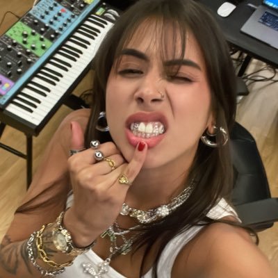 YoSoyJenNpr's profile picture. ♋️🦀