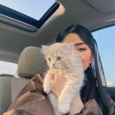أنَا لستِ هنا لكيِ اتَنْاسبَ مع عالمك ، أنا هنا لأصنع عالمي...🎼🎻