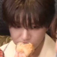 째째하게 (@in_a_lazy_way) 's Twitter Profile