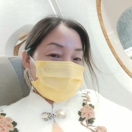 單身，海雲，東方龍女，喜歡各種不同的美食，走路運動。小動物