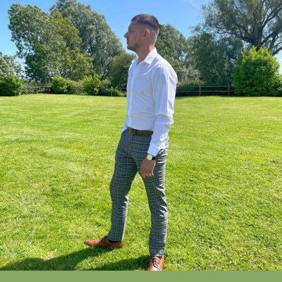 Husband to Jazz Proud father to my boys Joshy Beau & my sleeping Angel Maxwell 👼🏼 @SUFCBrighton Left Wing number 51 🧡💙