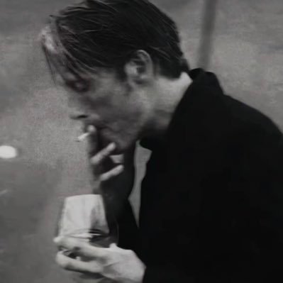 New1ly's profile picture. 