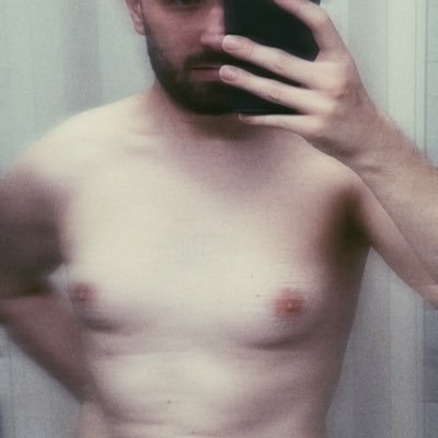 yourboooi's profile picture. 