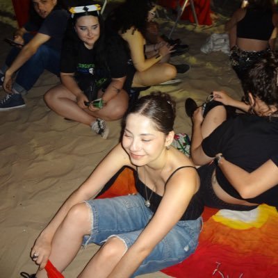 fixplux's profile picture. 23yo da pitt enthusiast