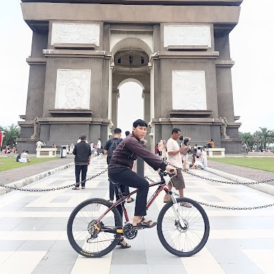 mikoel108's profile picture. 