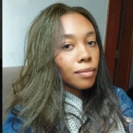 mimisiqueira's profile picture. Você não deve trabalhar por dinheiro.
Dinheiro tem que ser consequência, não objetivo