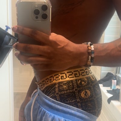 MASC • 20 • Discreet not DL • Bi verse TOP • Ass not available 🤣🙂↔️ • 9IN • 👻 r.jayyy3xx • I ONLY respond on onlyfans • BU ➡️ @TheeKhocFactory