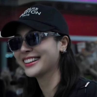 LadiMhar's profile picture. Loyal,hot temper