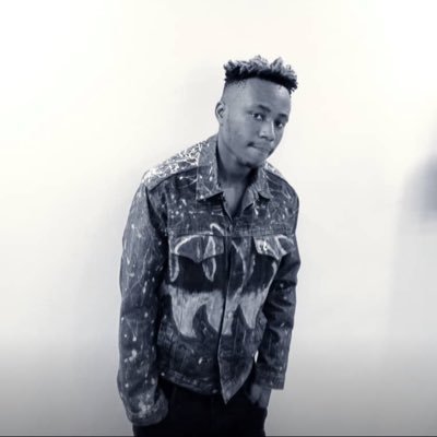 rubby402's profile picture. Don't ever take sides with anyone against the family 💫💯