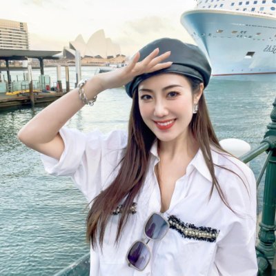 abdurhm83's profile picture. Dreamer, explorer, cat mom, always seeking new adventures, finding beauty in the small things, and spreading positivity