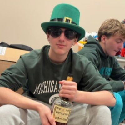 ewle03's profile picture. 
