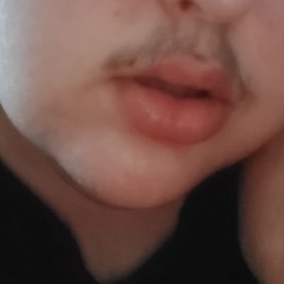 ftmchub1997's profile picture. MDNI!! NSFW!!
28,FTM, Sweden.
bottom,submissive,bisexual, fat and here because I want to share all my nasty thoughts and have even nastier sex 

DMS open🔥