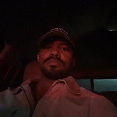 swanson_zeke's profile picture. Swoosh