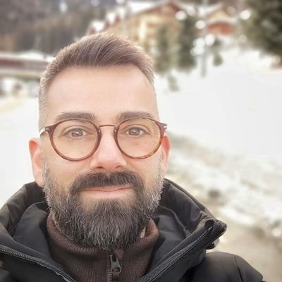 d_MatteoBianchi's profile picture. Celebro, dirigo, compongo.
Prete dal 2010