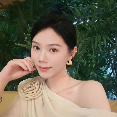 nayuai031002's profile picture. Hoping to make your day a little brighter. ☀️