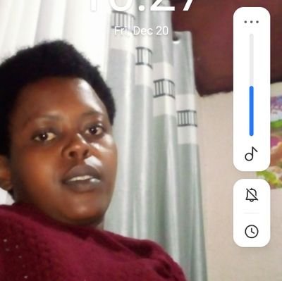 umbwiyenez6212's profile picture. 