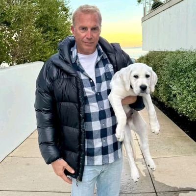 KevinCostn89444's profile picture. Official backup Account