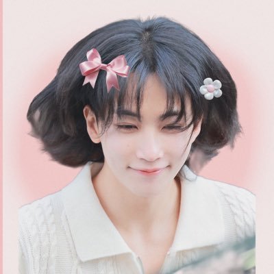 ‧₊˚you’re supposed to wait endlessly for the people you like₊˚⊹