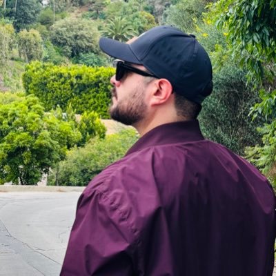 Todo lo que me gusta engorda, hace daño o me friendzonea. IG @alfreeem https://t.co/cQnt1cl4la