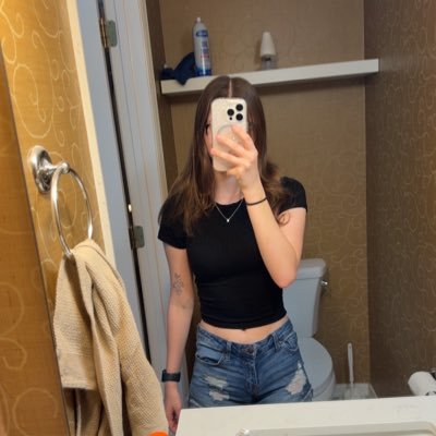 stickbug00's profile picture. 