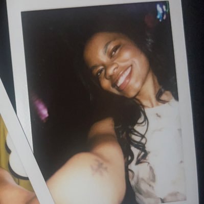 thtgirlnira's profile picture. wherever you’re going is waiting for you