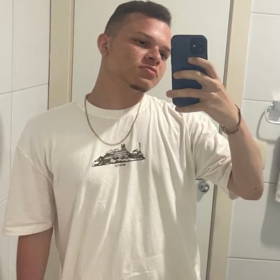 espera muito não, só tem futebol, palhaçada e manipulação