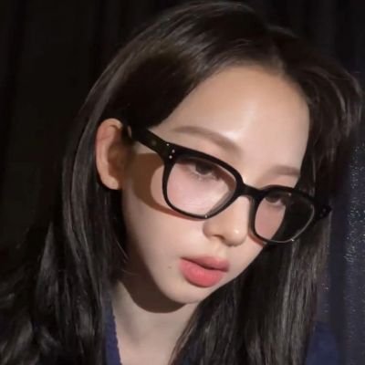 KUMA80737931's profile picture. (เป็นน่าหนาวนะจ๊ะๆๆๆๆ)