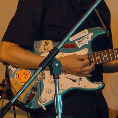F.M.Person & his Suggestionsという都内のインストバンドを主宰(gt 作曲 雑務)。不定期にライブ開催。40代前半サラリーマン。youtubeチャンネル登録を求む。 https://t.co/JJDRaiJh5J