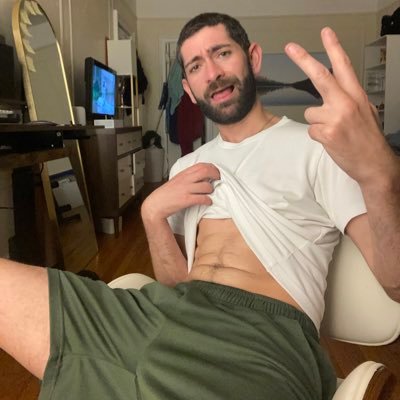 35, BK. Here for the hot dudes and dick pics.