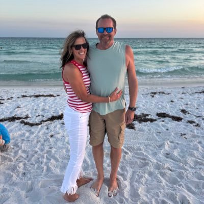 Retired. I’ve done well in the stock market as well as real estate, oil, and in crypto. Partner in a MT Sports Bar/Casino. No FA. No DM’s please.