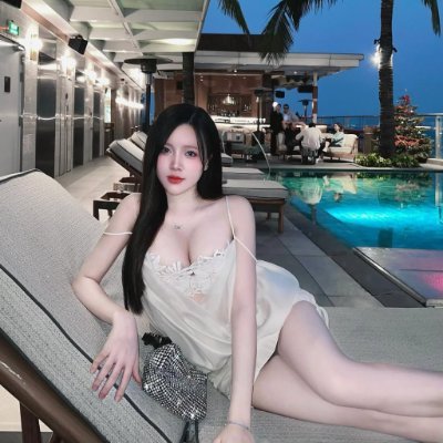 kimanh221's profile picture. Tall