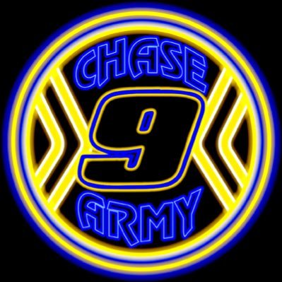 An army of soldiers marching to victory with NCS Champion Chase Elliott. #di9 | #teamNAPA | #NASCAR 🏁