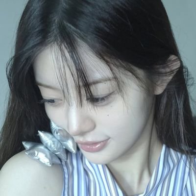 parkmincu's profile picture. ❥ : bnnuy, 04’s princess, and... flowers!
