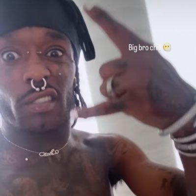 drake2huncho's profile picture. 💀