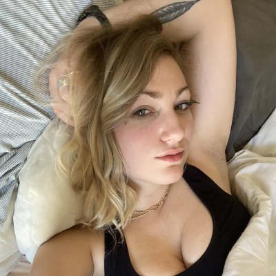 Marenasalad's profile picture. Looking for fun!